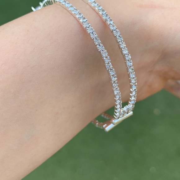BRAND NEW Silver Crystal Bracelet - Picture 3 of 4